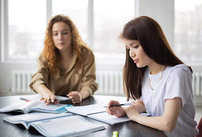 high school students in college class